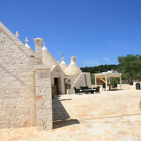 Trullo Montetrecarlini Hébergement de vacances Alberobello